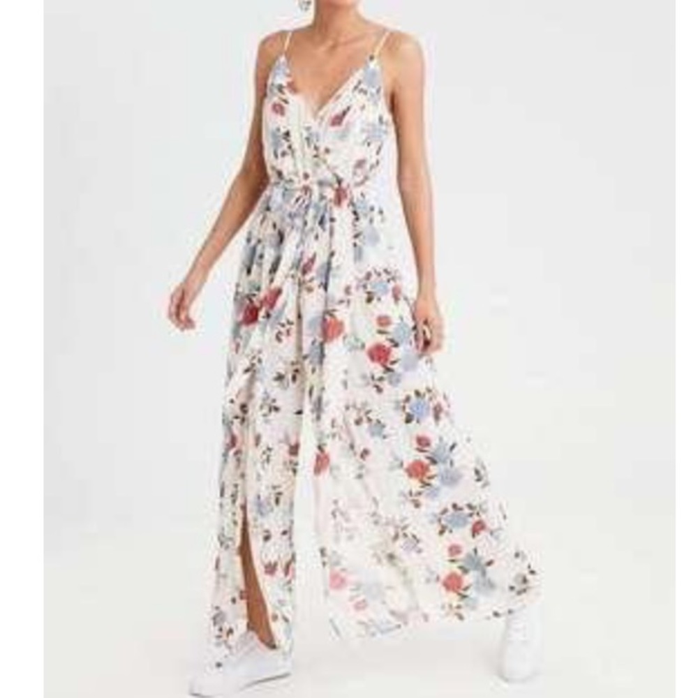 American Eagle Floral Jumpsuit